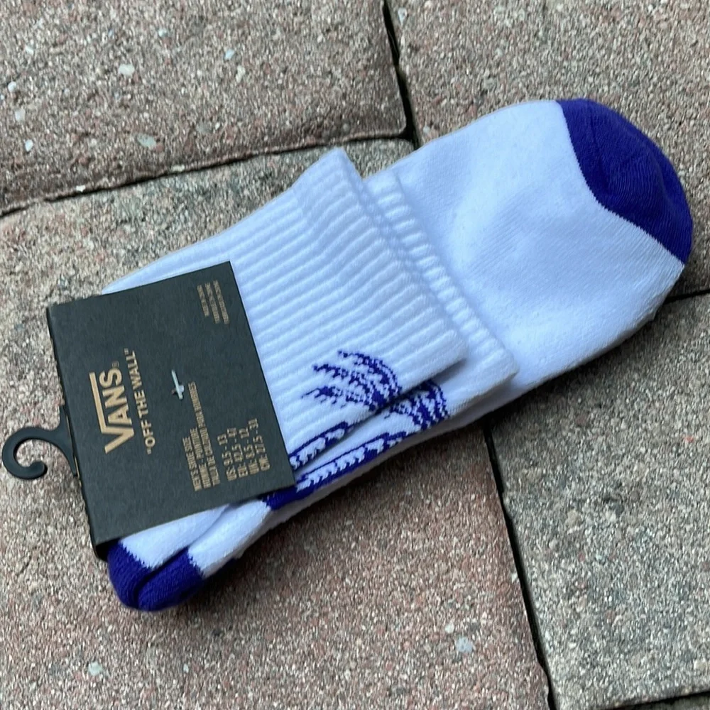 VANS “Off The Wall” Men’s socks 
NWT - Picture 15 of 16